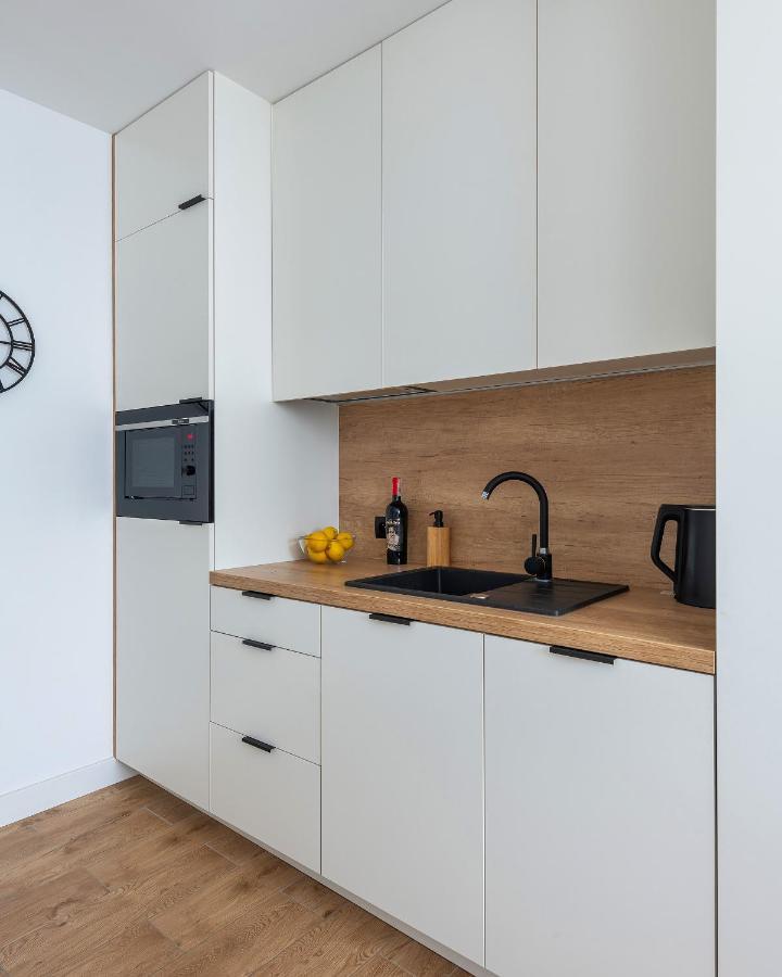 Leilighet Sliska 3 - - 100m Od Zlotych Tarasow Oraz 200m Od Dworca Centralnego, Piekny Widok Na Panorame Warszawy - Wifi - Smart Tv 55 Cali - Better Warszawa